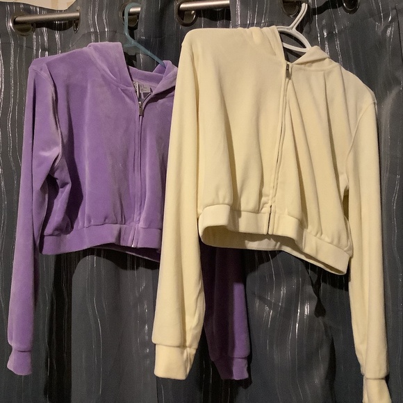 Velour sweaters - Picture 1 of 1